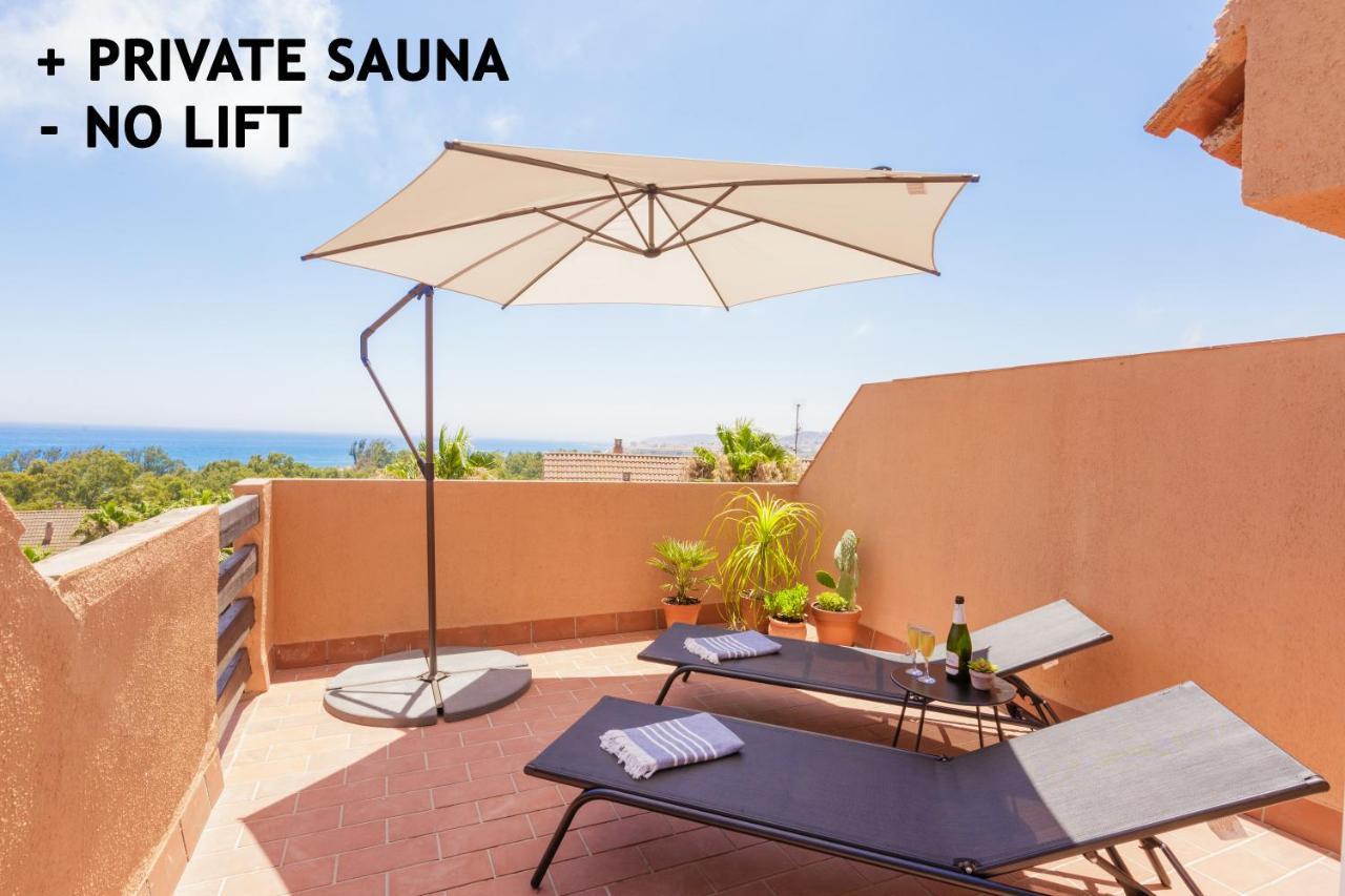 Fresh Penthouse Apartment With Great Sea Views กาซาเรส ภายนอก รูปภาพ